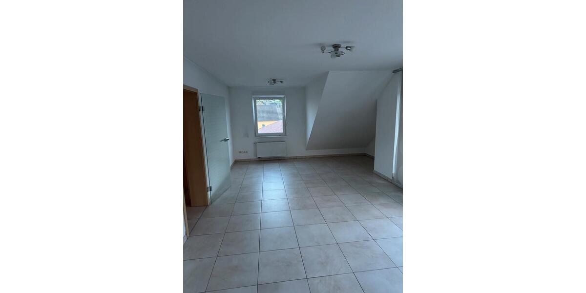 3 Zimmer DG Wohnung Bonn Niederholtorf 3 zimmer