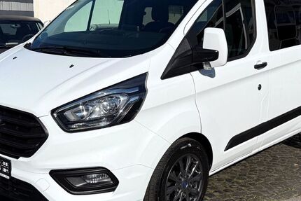 Ford Tourneo Custom 182.000 km 22.990 &euro; Köln 51065