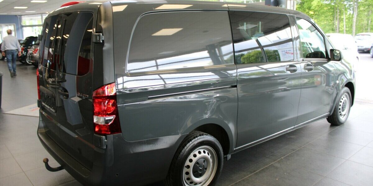 Mercedes-Benz Vito 114 CDI Mixto Lang VA - AHK - 30.891 km 26.980 &euro; Euskirchen 53881