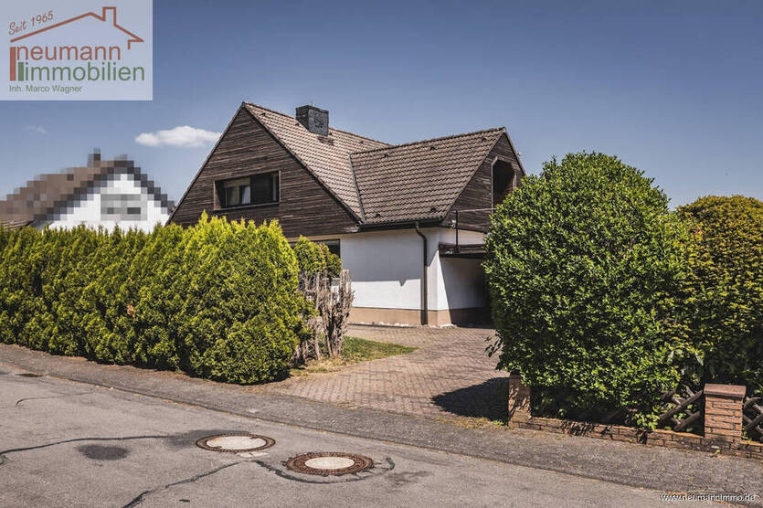 Großzügiges Haus mit Potenzial - teilmodernisiert, bis zu 3 Einheiten möglich