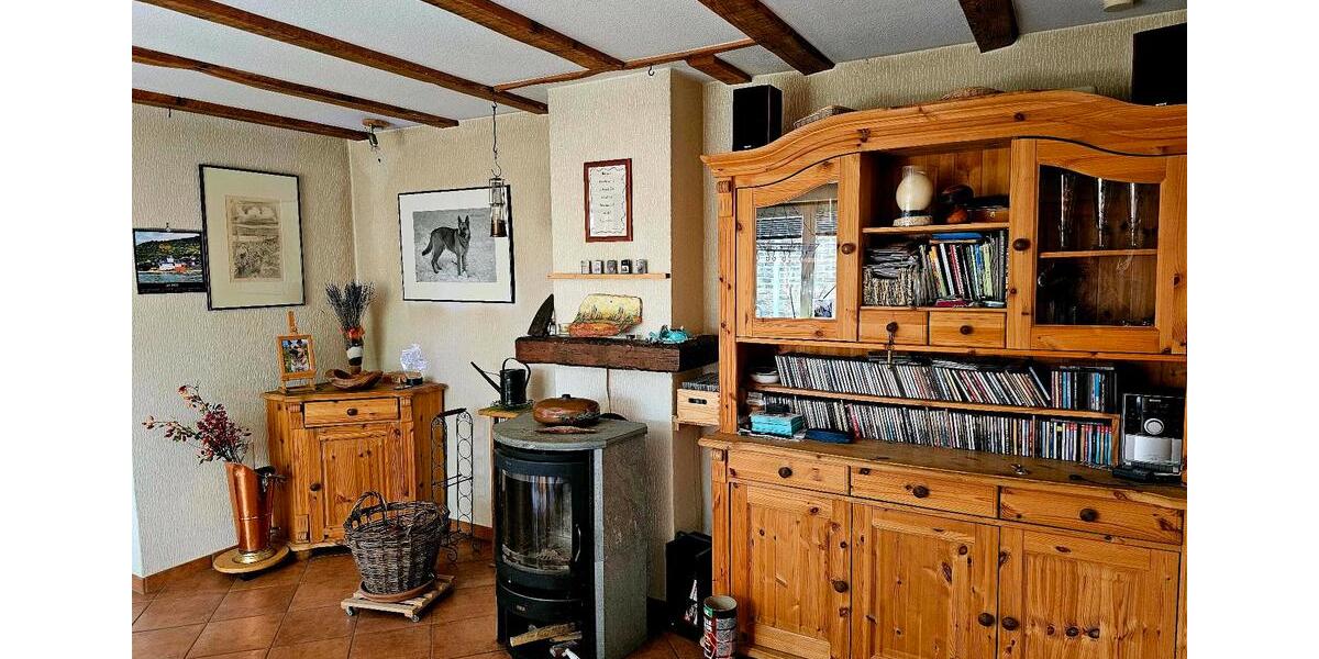 Einfamilienhaus Bonn Lannesdorf - 6.5 Zimmer, 140 m&sup2;, 490.000&euro; | Angebot:24842875