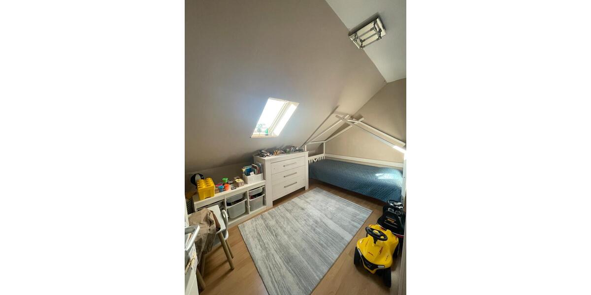 Dachgeschoßwohnung Eitorf - 4 Zimmer, 93 m&sup2;, 980&euro; | Angebot:24840306