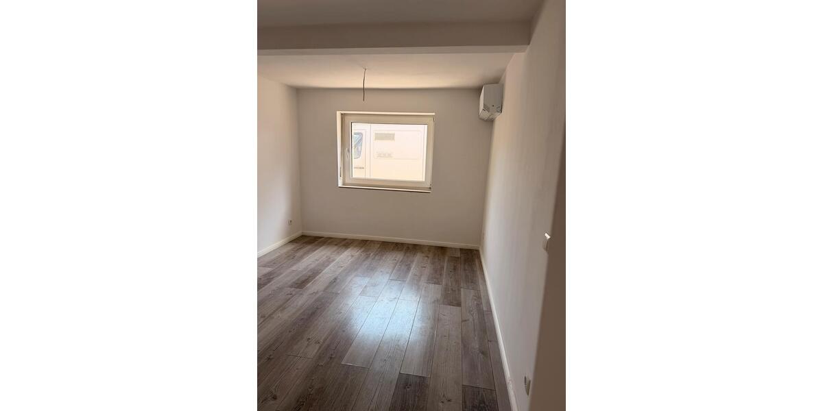 Erdgeschoßwohnung Siegburg - 2 Zimmer, 60 m&sup2;, 1.000&euro; | Angebot:26690696