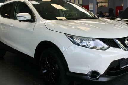 Nissan Qashqai 1.5 dCi 360 - Panorama - Navi - AHK - 76.300 km 13.780 € Euskirchen 53881