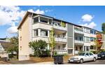 Stilsicher wohnen in Bonn-Beuel: moderne 3-Zimmer-Wohnung mit Balkon, Stellplatz und Substanz