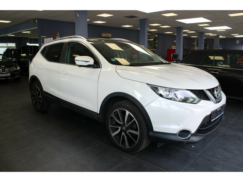 Nissan Qashqai 1.6 DIG-T 360° 4x2 109.771 km 13.980 € Euskirchen 53881