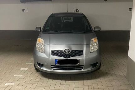 Toyota Yaris 133.372 km 3.250 € Köln 51063