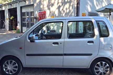 Opel Agila 210.000 km 1.990 &euro; Köln Porz 51147