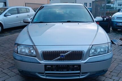 Volvo S80 242.000 km 799 € Kuchenheim 53881