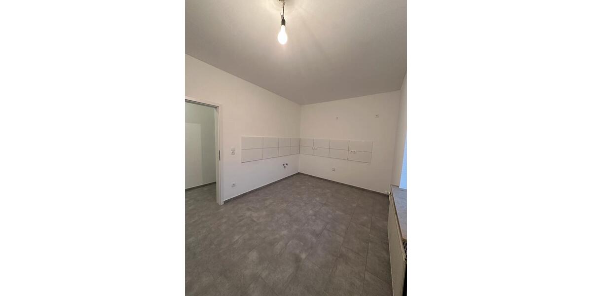 Dachgeschoßwohnung Erftstadt - 2 Zimmer, 68 m&sup2;, 785&euro; | Angebot:24828008