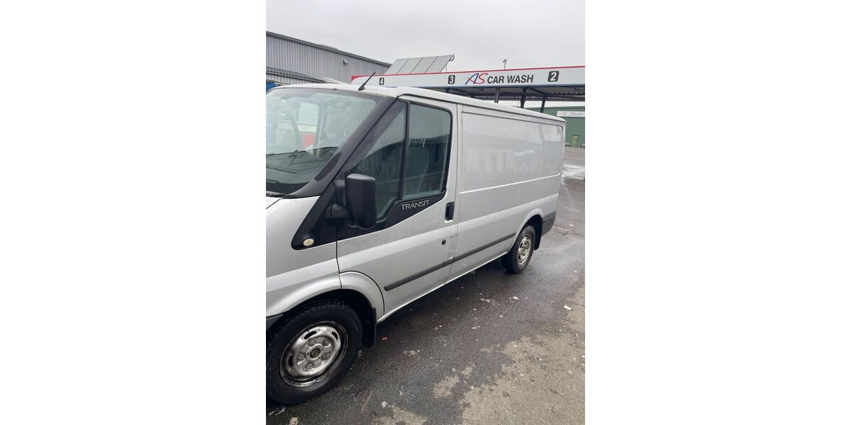 Ford Transit 226.000 km 4.400 &euro; Bad Hönningen 53557