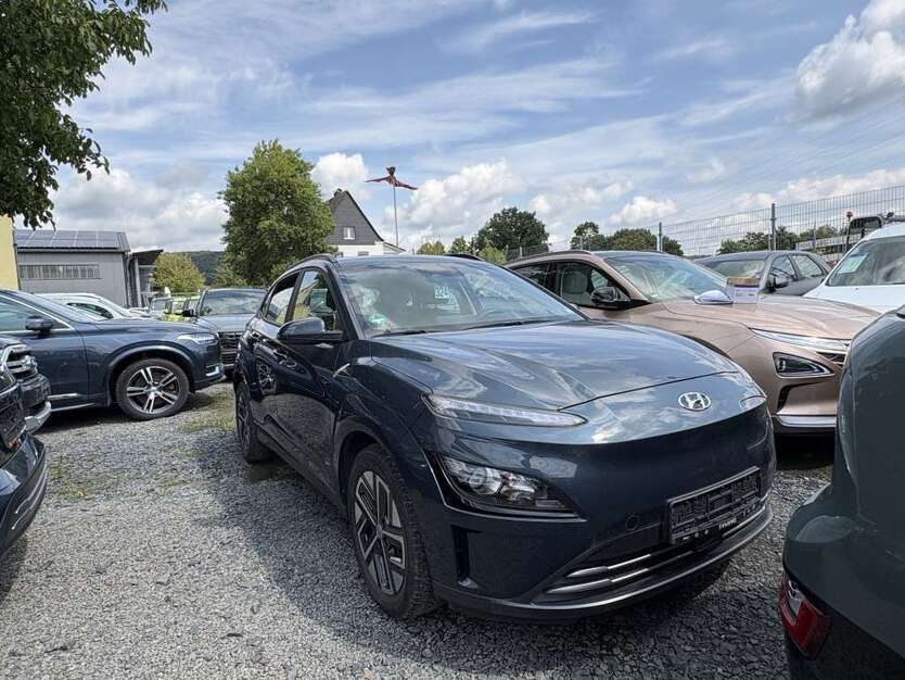 Hyundai KONA 24.980 km 14.900 € Eitorf 53783