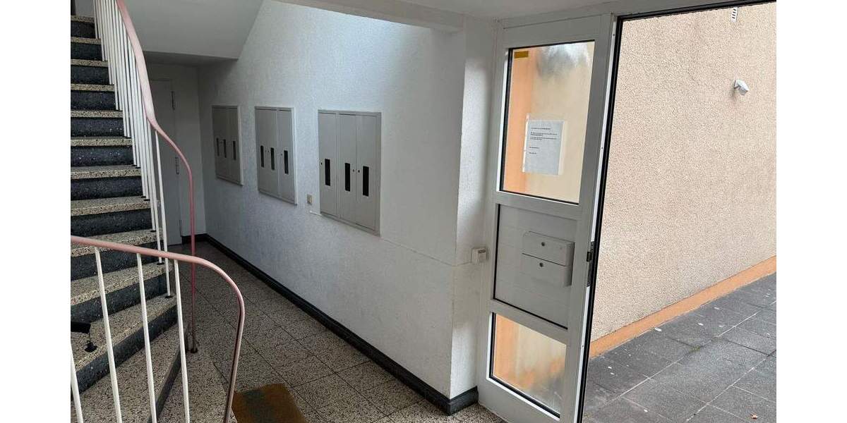 Etagenwohnung Brühl Pingsdorf - 3 Zimmer, 84 m&sup2;, 1.000&euro; | Angebot:25726743