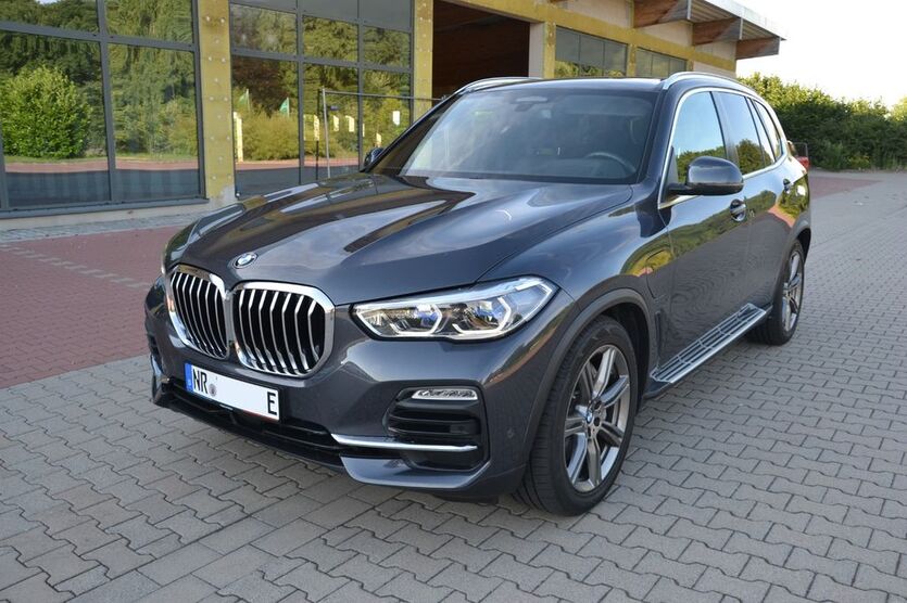 BMW X5 35.850 km 48.500 € Asbach 53567