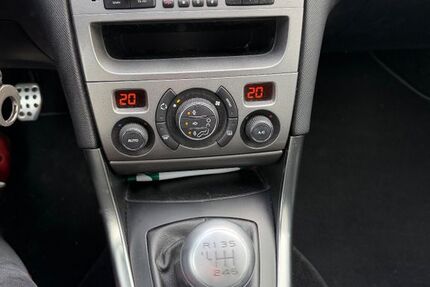 Peugeot 308 155.400 km 4.070 &euro; Köln 51147