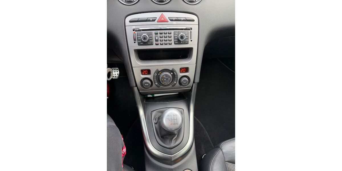 Peugeot 308 155.400 km 4.070 &euro; Köln 51147