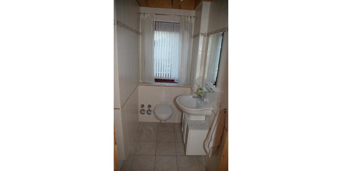 Etagenwohnung Meckenheim - 3 Zimmer, 110 m&sup2;, 1.000&euro; | Angebot:25822556