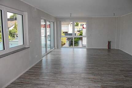 Wohnung Königswinter Thomasberg - 3 Zimmer, 94 m&sup2;, 1.240&euro; | Angebot:25780275