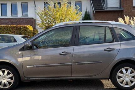 Renault Clio 16.581 km 6.999 € Köln 50859