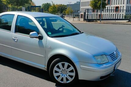 VW Bora 126.000 km 1.500 &euro; Rheinbach 53359