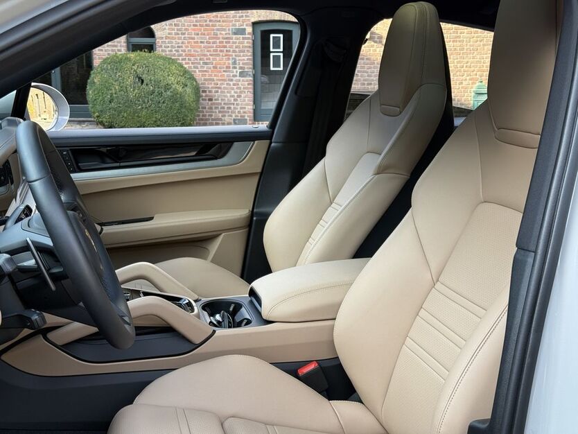 Porsche Cayenne 9.900 km 127.790 € Frechen (bei Köln) 50226