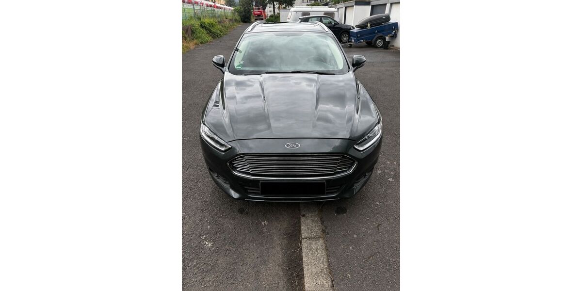 Ford Mondeo 275.000 km 5.900 &euro; Königswinter 53639