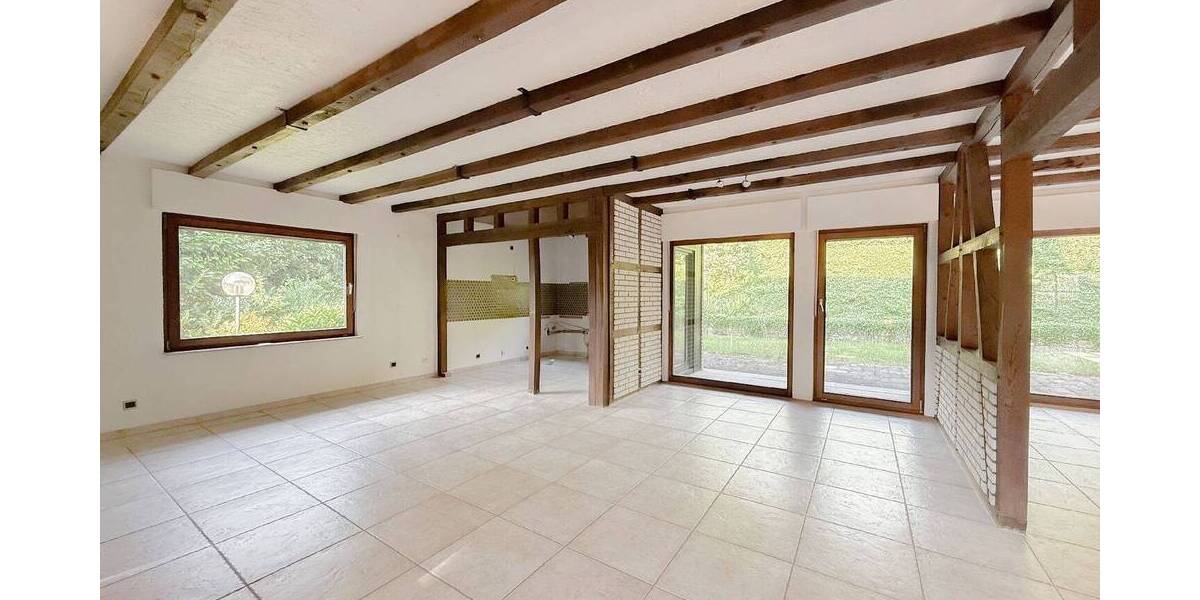 Einfamilienhaus Grafschaft Holzweiler - 6 Zimmer, 213 m&sup2;, 580.000&euro; | Angebot:25695601