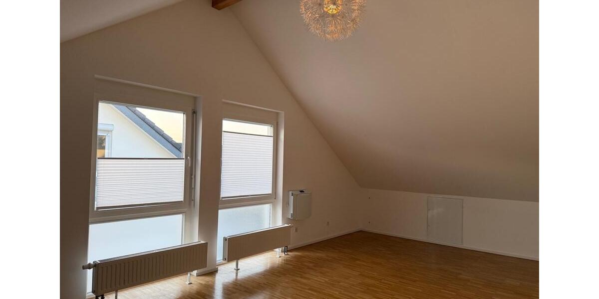 Doppelhaushälfte Sankt Augustin - 4 Zimmer, 125 m&sup2;, 1.420&euro; | Angebot:25393865