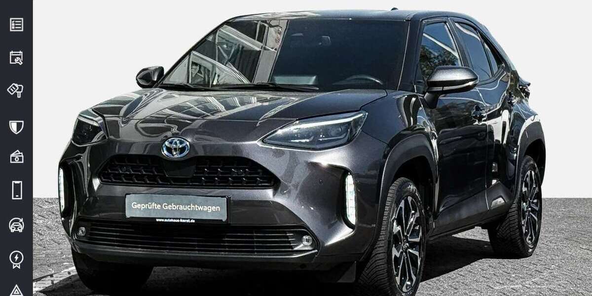 Toyota Yaris Cross 30.595 km 22.990 &euro; Köln 51063