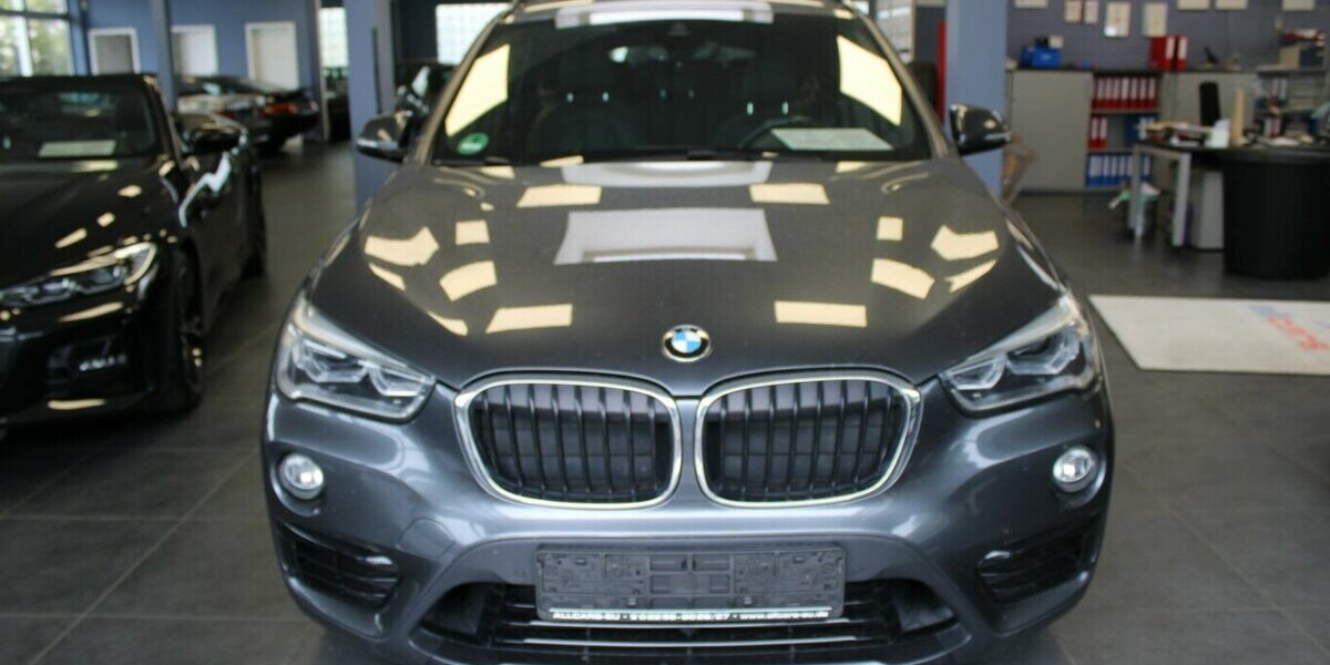 BMW X1 xDrive25i Aut. Sport Line - Head-Up - 95.924 km 19.980 &euro; Euskirchen 53881