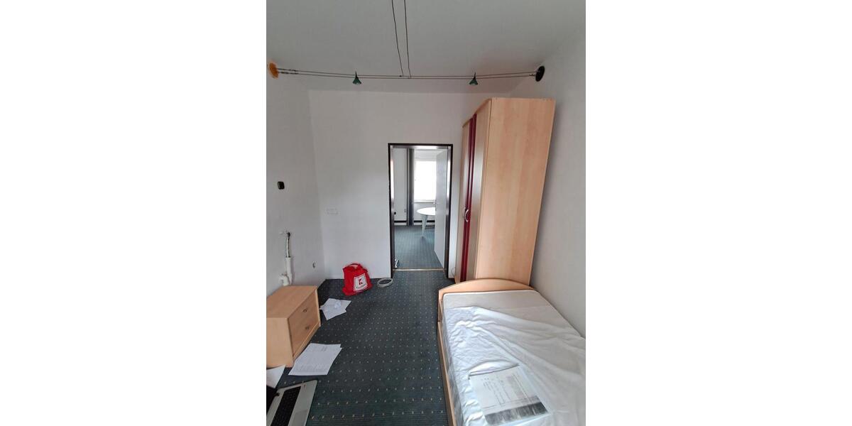 Reihenhaus Euskirchen - 6 Zimmer, 140 m&sup2;, 1.500&euro; | Angebot:27614868