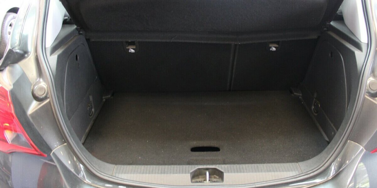 Opel Corsa 1.4 Automatik Active - 5-Türig - 134.747 km 7.980 &euro; Euskirchen 53881