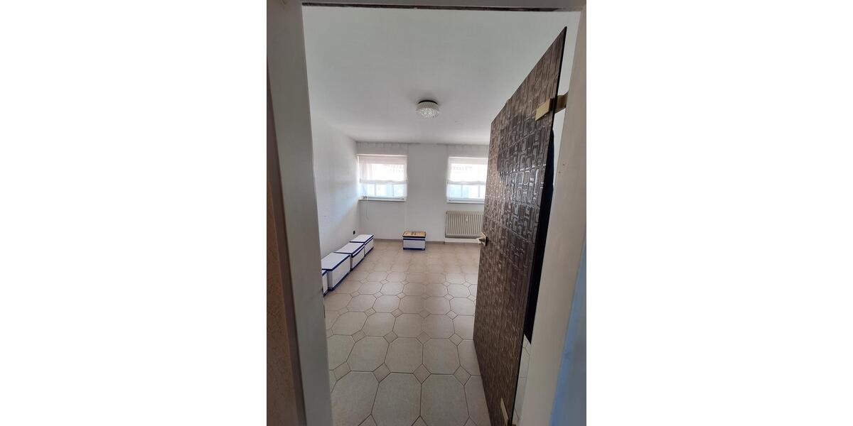 Etagenwohnung Wesseling - 3 Zimmer, 84 m&sup2;, 279.000&euro; | Angebot:27213844