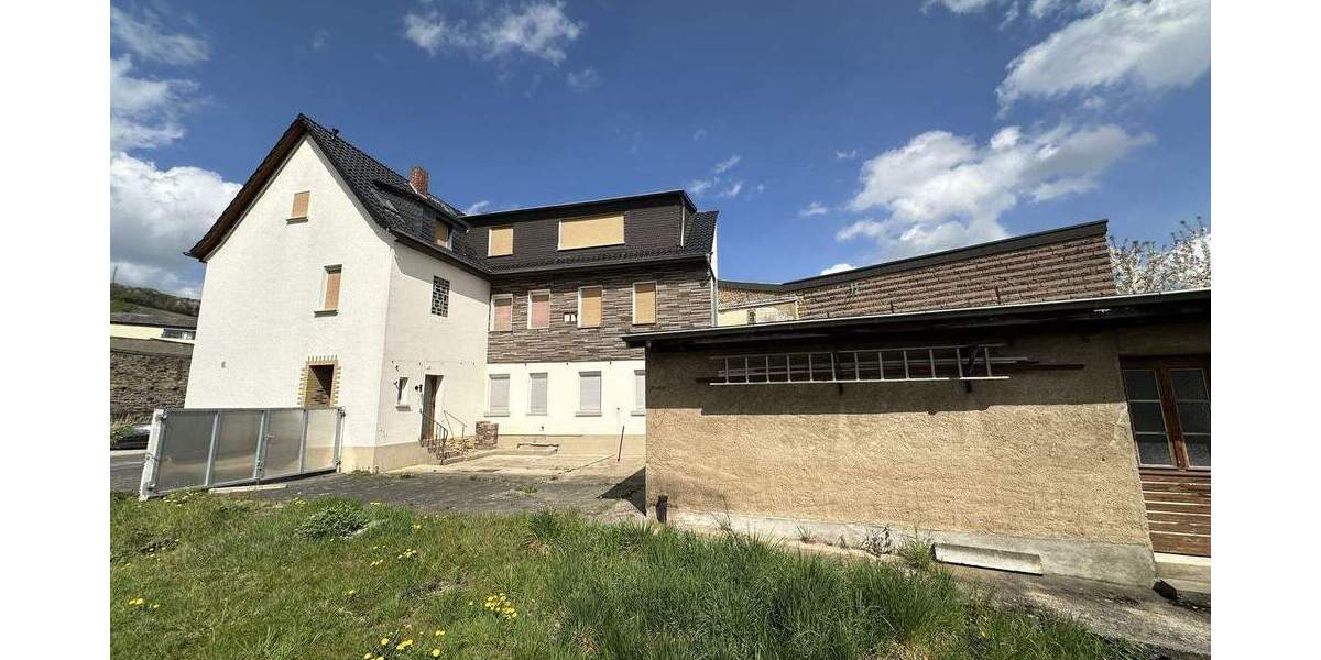 Einfamilienhaus Bad Neuenahr-Ahrweiler / Ahrweiler Ahrweiler - 8 Zimmer, 200 m&sup2;, 345.000&euro; | Angebot:24635777