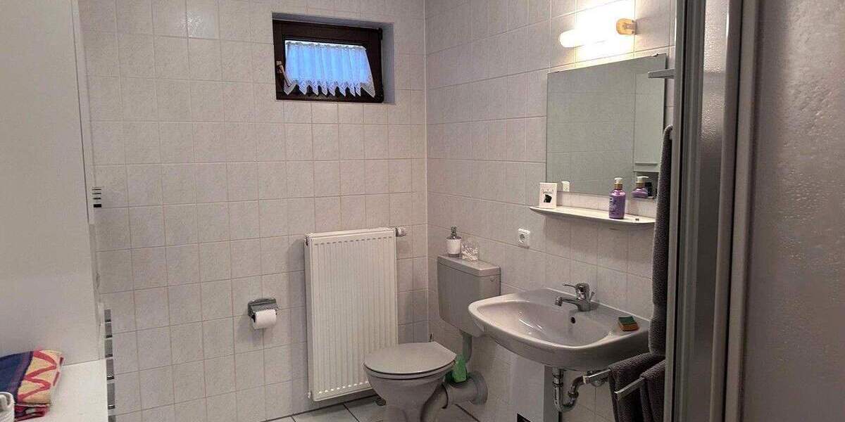 Reihenendhaus Rheinbach - 7 Zimmer, 170 m&sup2;, 699.000&euro; | Angebot:24636553