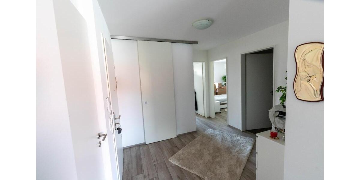 Etagenwohnung Erftstadt - 3 Zimmer, 100 m&sup2;, 1.446&euro; | Angebot:25638755