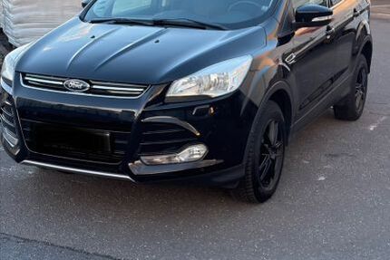 Ford Kuga 144.000 km 9.999 &euro; Köln 51063