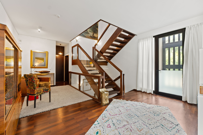 Hochwertiges, flexibel nutzbares Architektenhaus mit Einliegerwohnung und Traumgarten in begehrter Lage von Bonn-Röttgen 8 zimmer