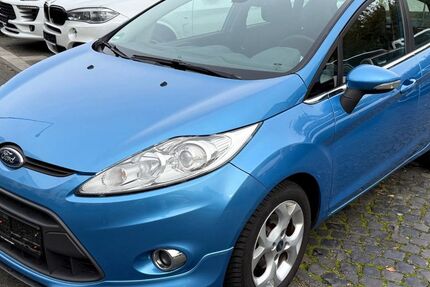 Ford Fiesta 270.000 km 2.350 € Köln 51065