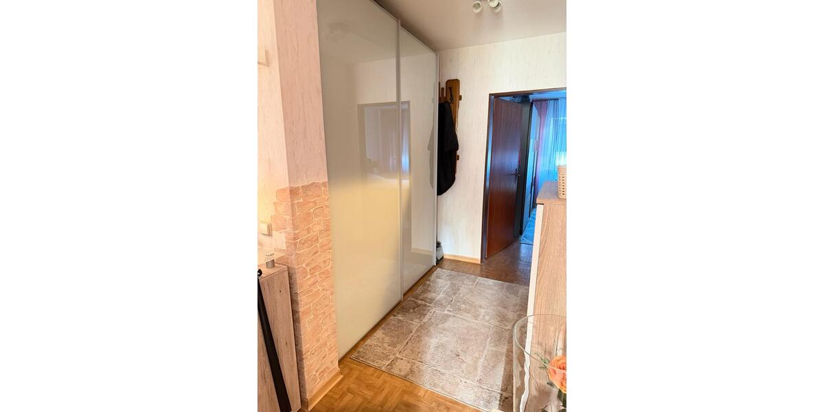Etagenwohnung Troisdorf Bergheim - 4 Zimmer, 92 m&sup2;, 876&euro; | Angebot:26441318