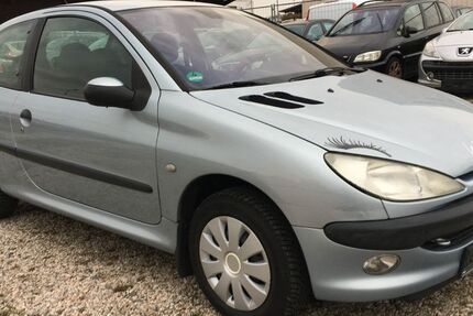 Peugeot 206 192.000 km 1.299 &euro; Bonn 53227