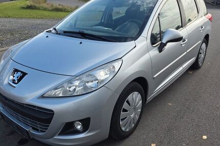 Peugeot 207 140.000 km 2.980 € Köln 51105