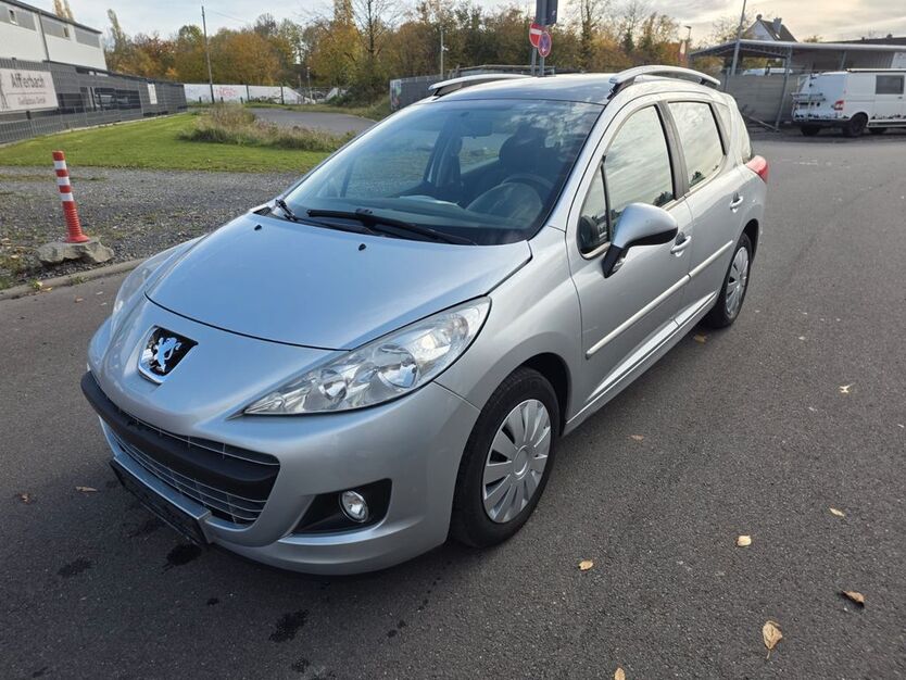 Peugeot 207 140.000 km 2.980 € Köln 51105