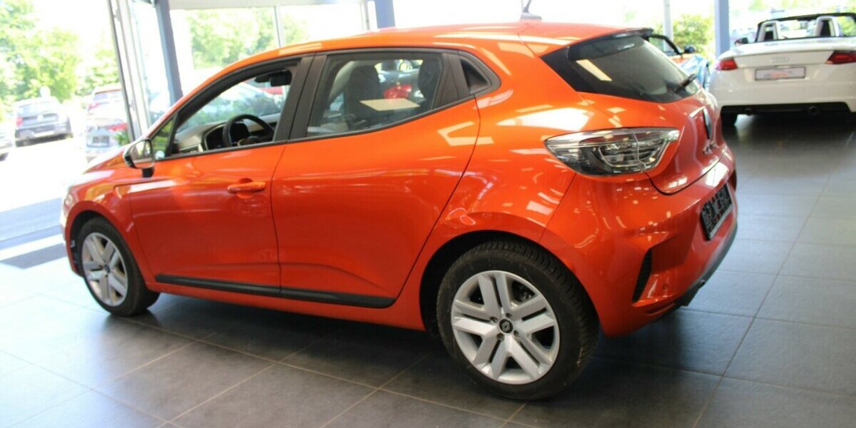 Renault Clio SCe 65 EVOLUTION 21.008 km 13.980 &euro; Euskirchen 53881
