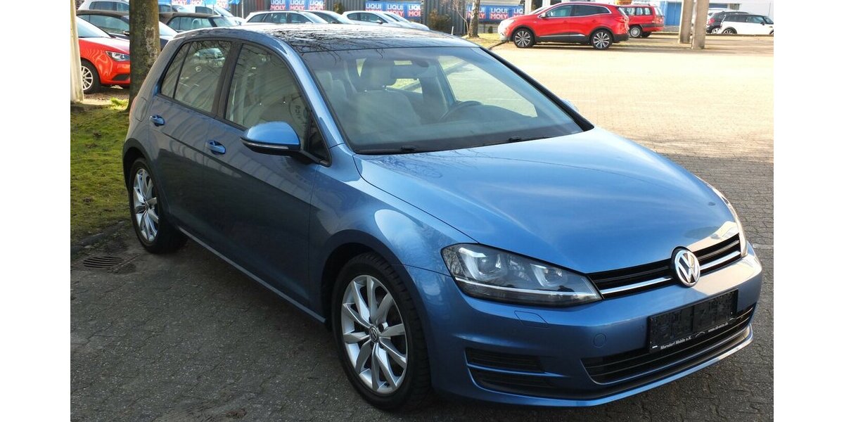 VW Golf VII COMFORTLINE PANORAMADACH KLIMAAUTOMATIK 1 150.000 km 8.908 &euro; Köln 50858