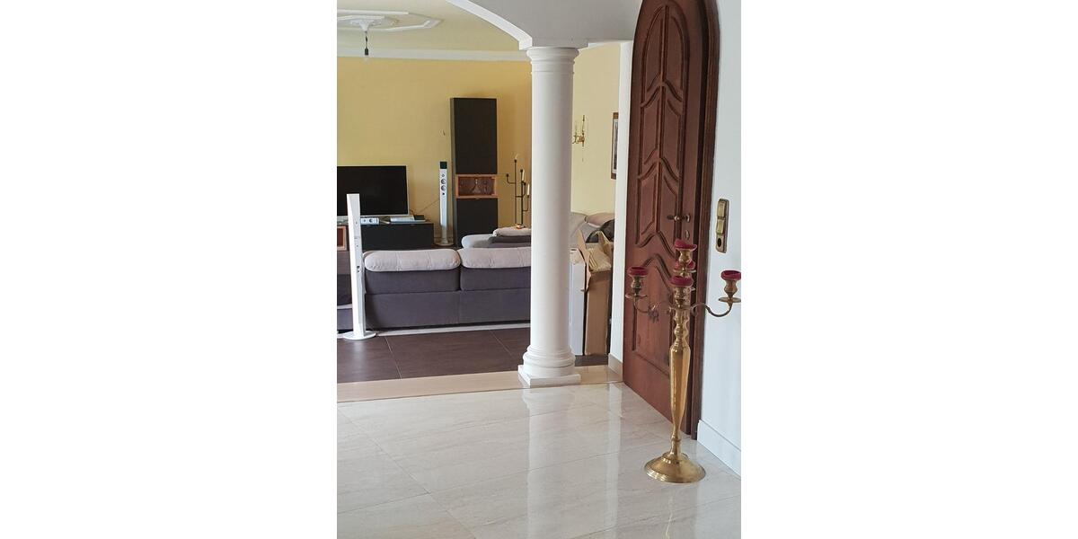 Erdgeschoßwohnung Euskirchen - 6 Zimmer, 200 m&sup2;, 495.000&euro; | Angebot:24769475