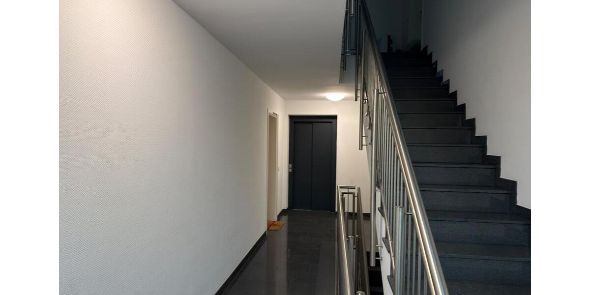 Erdgeschoßwohnung Bergisch Gladbach Frankenforst - 3 Zimmer, 130 m&sup2;, 2.080&euro; | Angebot:24717255
