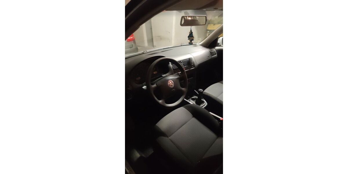 VW Golf 230.000 km 1.490 &euro; Sankt Augustin 53757