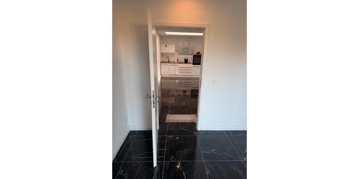 Etagenwohnung Köln Lindenthal - 2 Zimmer, 75 m&sup2;, 1.200&euro; | Angebot:26444518