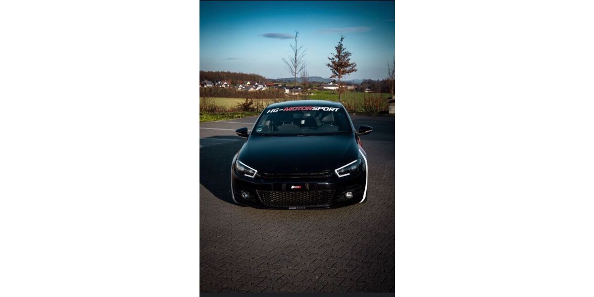 VW Scirocco 234.917 km 9.950 &euro; Köln 51109